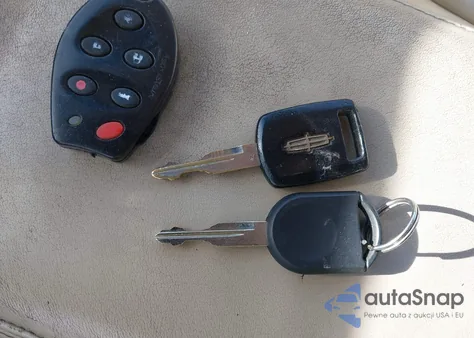 2004 Lincoln Town Car Ultimate from USA, damaged, VIN 1LNHM83W44Y613750